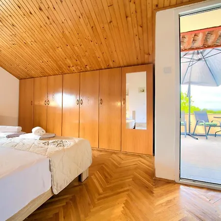 Apartment Lipovac *