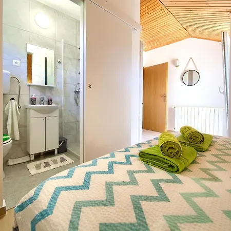 Apartment Lipovac Malinska